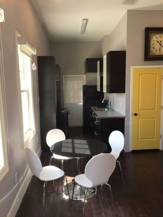 Modern Condo 2 Blocks From Quarters New Orleans Exterior photo