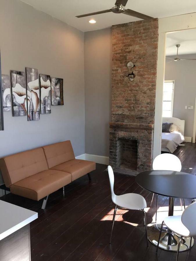 Modern Condo 2 Blocks From Quarters New Orleans Exterior photo